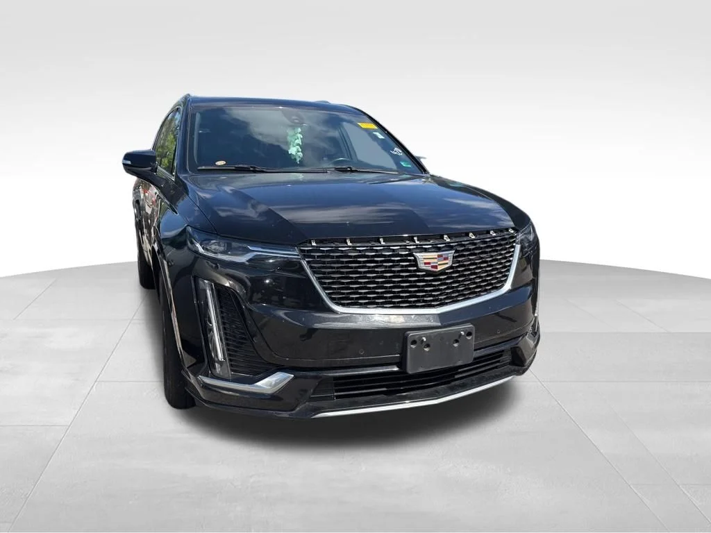 Used 2021 Black Cadillac Luxury image 10