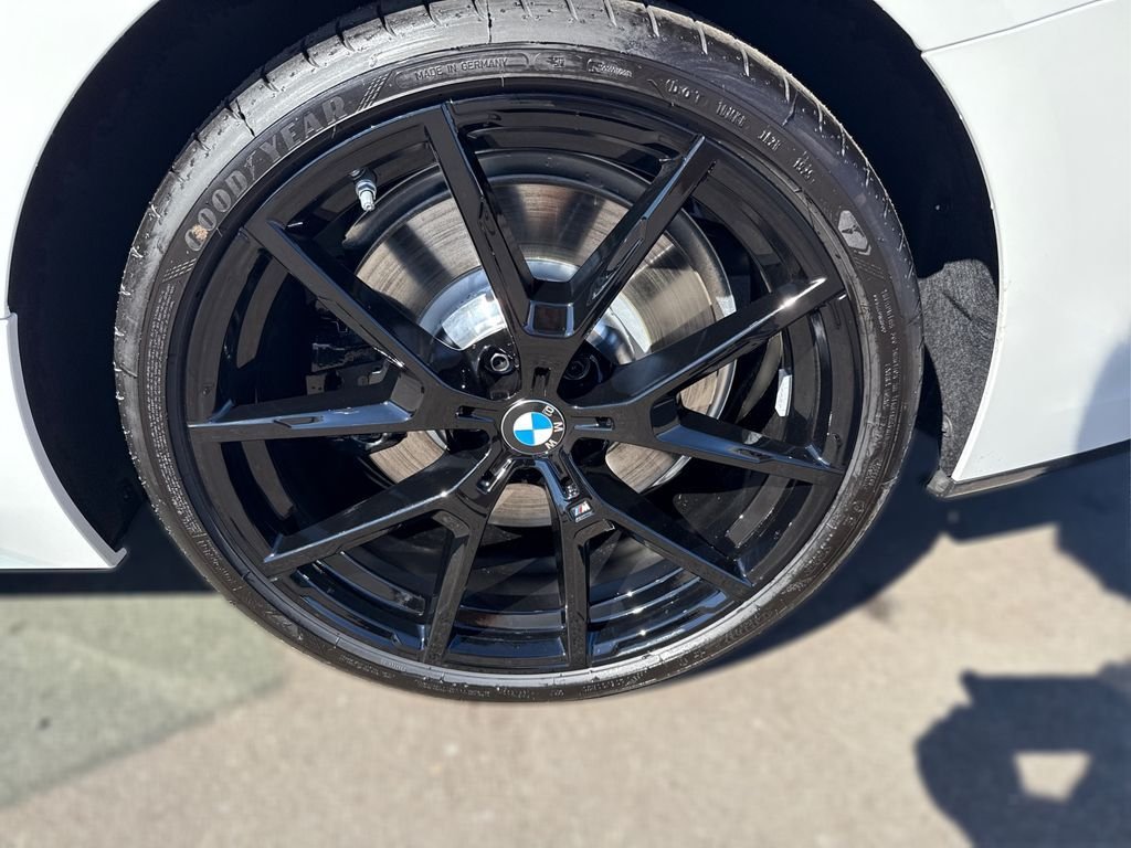 2026 BMW 8 Series 840i - Photo 13