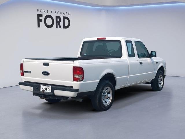 Used 2009 White Ford  image 6