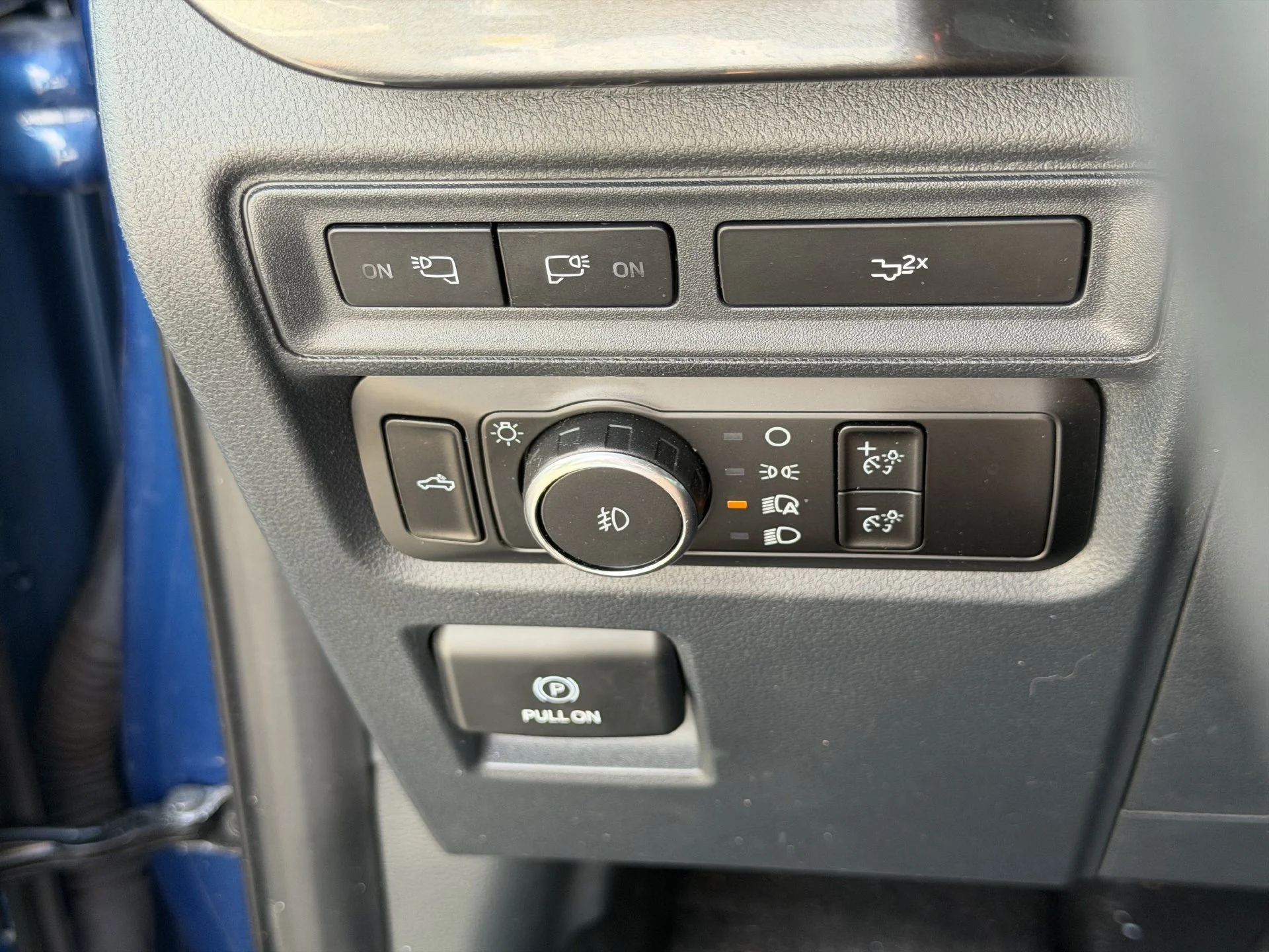 Certified Used 2023 Blue Metallic Ford XLT image 11