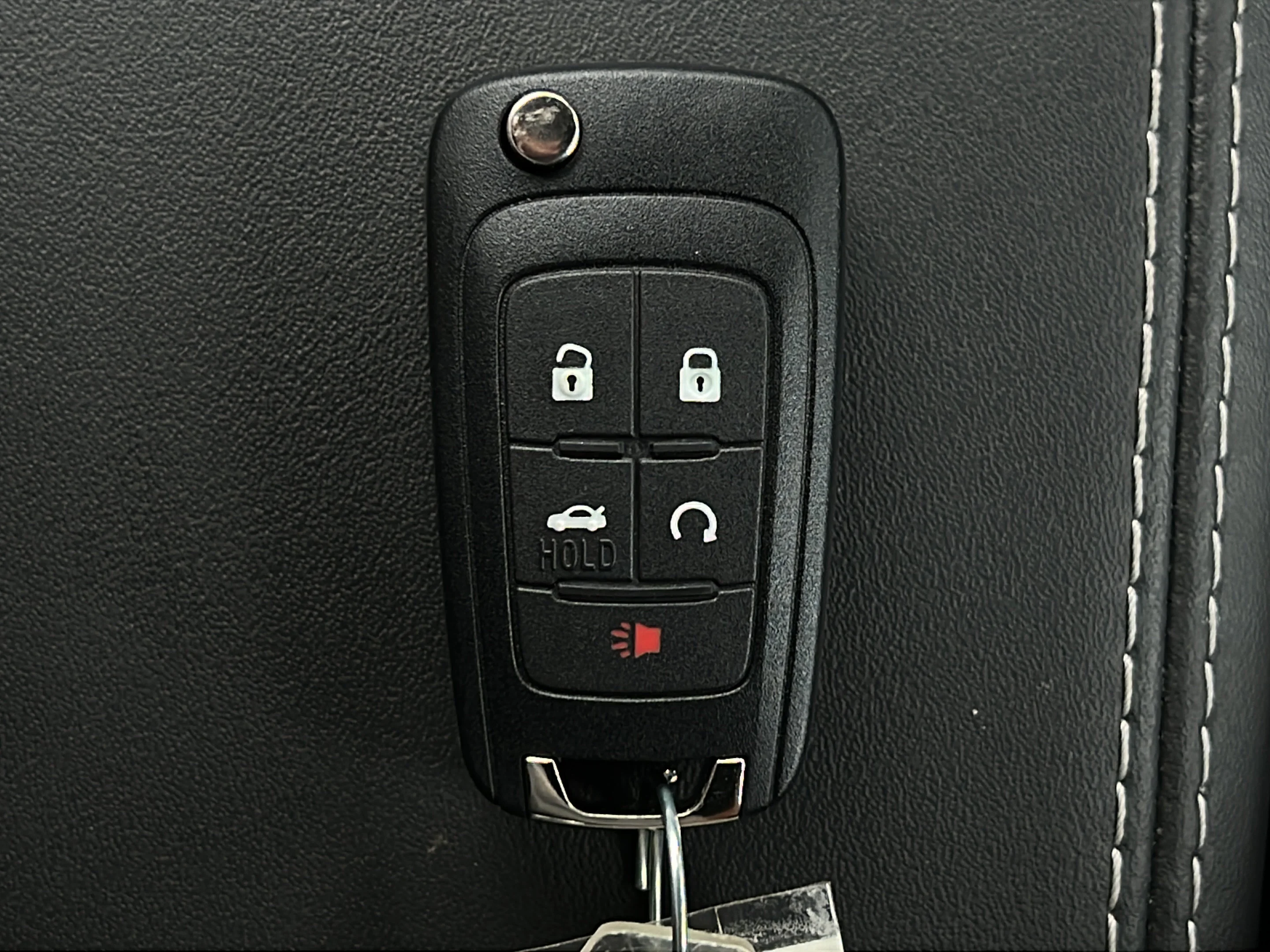 Used 2019 Summit White Buick Premium image 23