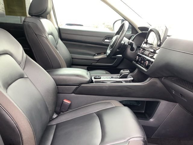 2024 Nissan Pathfinder SL - Photo 32
