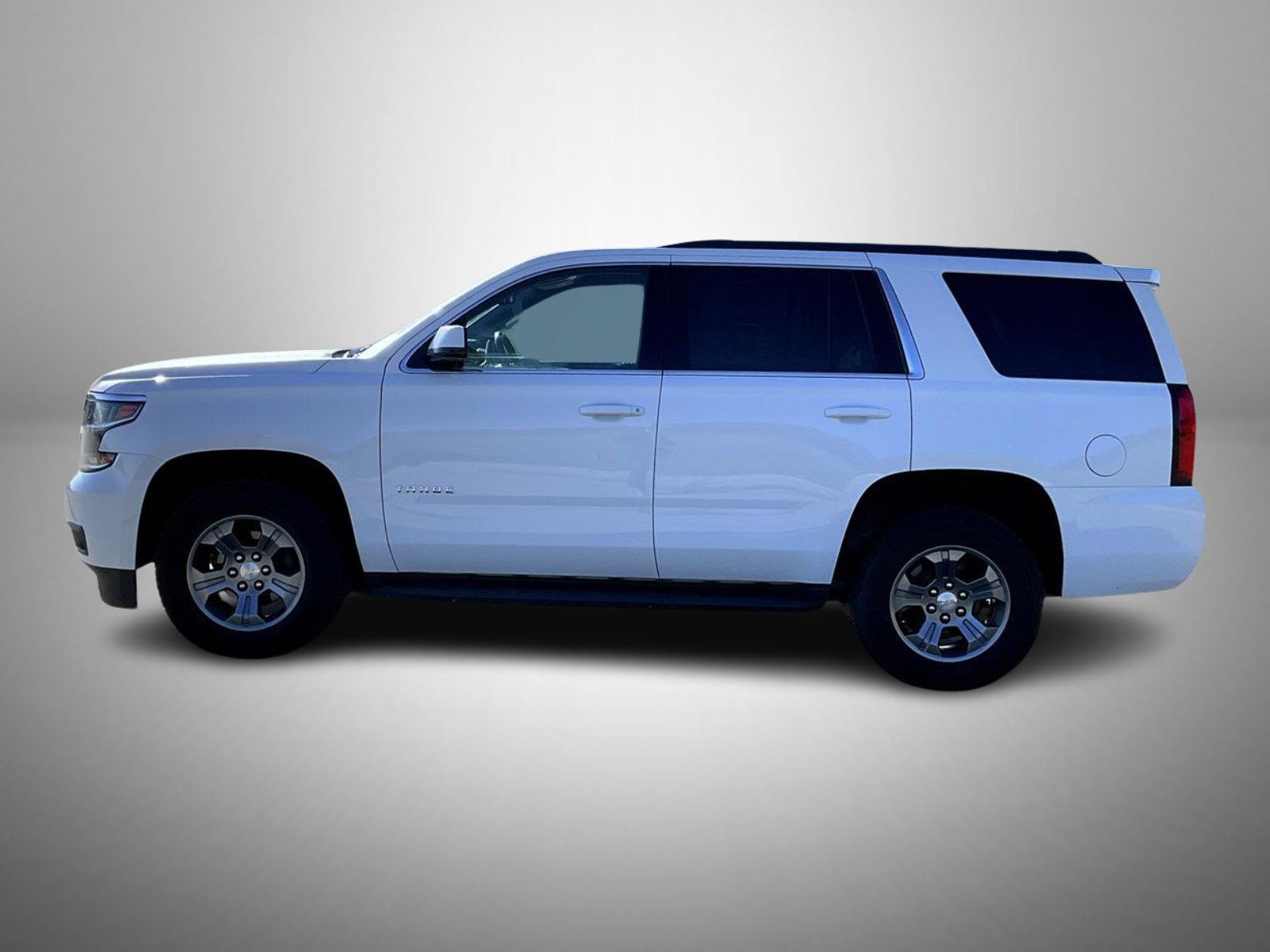 2020 Chevrolet Tahoe LS - Photo 8