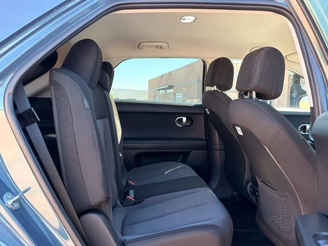 Used 2024 Green Hyundai SEL image 18