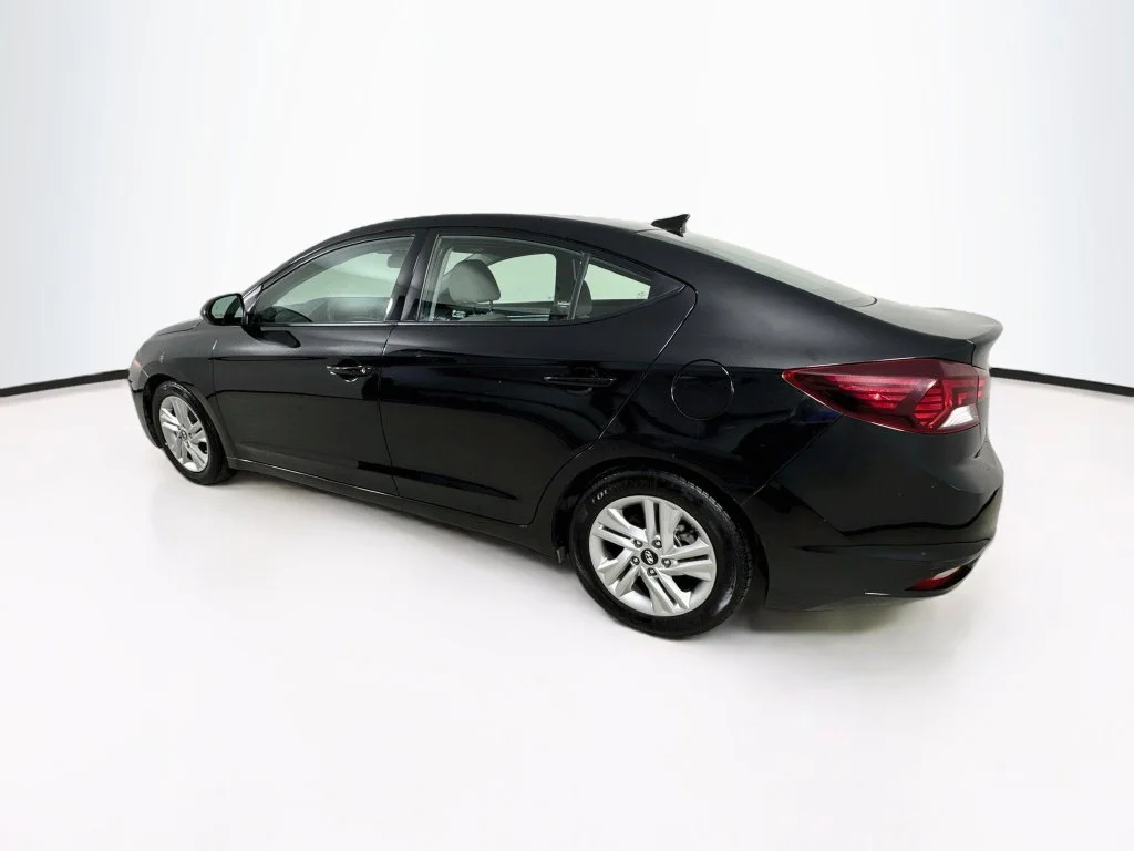 Used 2020 Black Hyundai SEL image 5