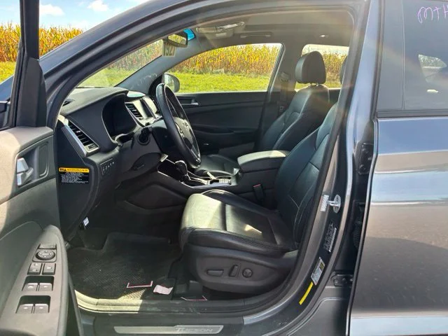 Used 2017 Gray Hyundai Limited image 9