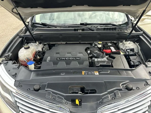 Used 2018  Lincoln Reserve image 26