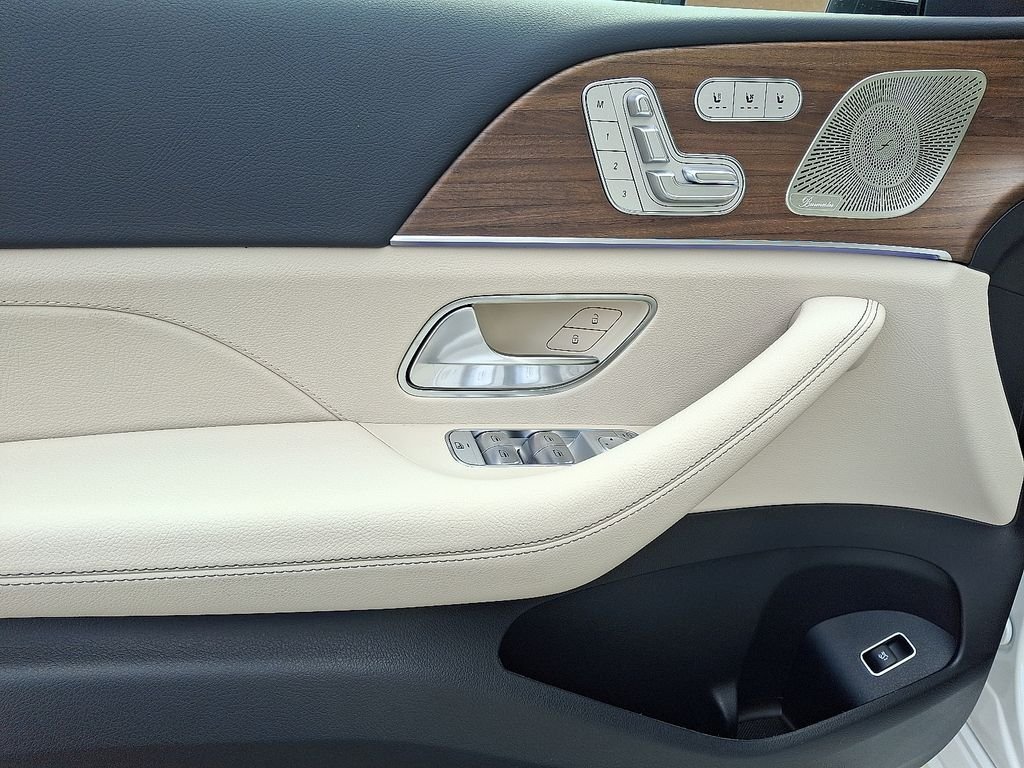 New 2026 Polar White Mercedes-Benz GLE 450 image 8