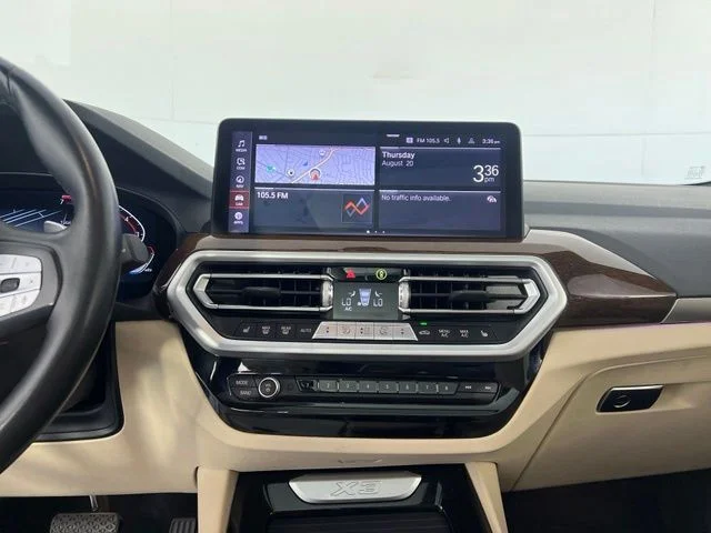 Used 2022 Black BMW sDrive30i image 18