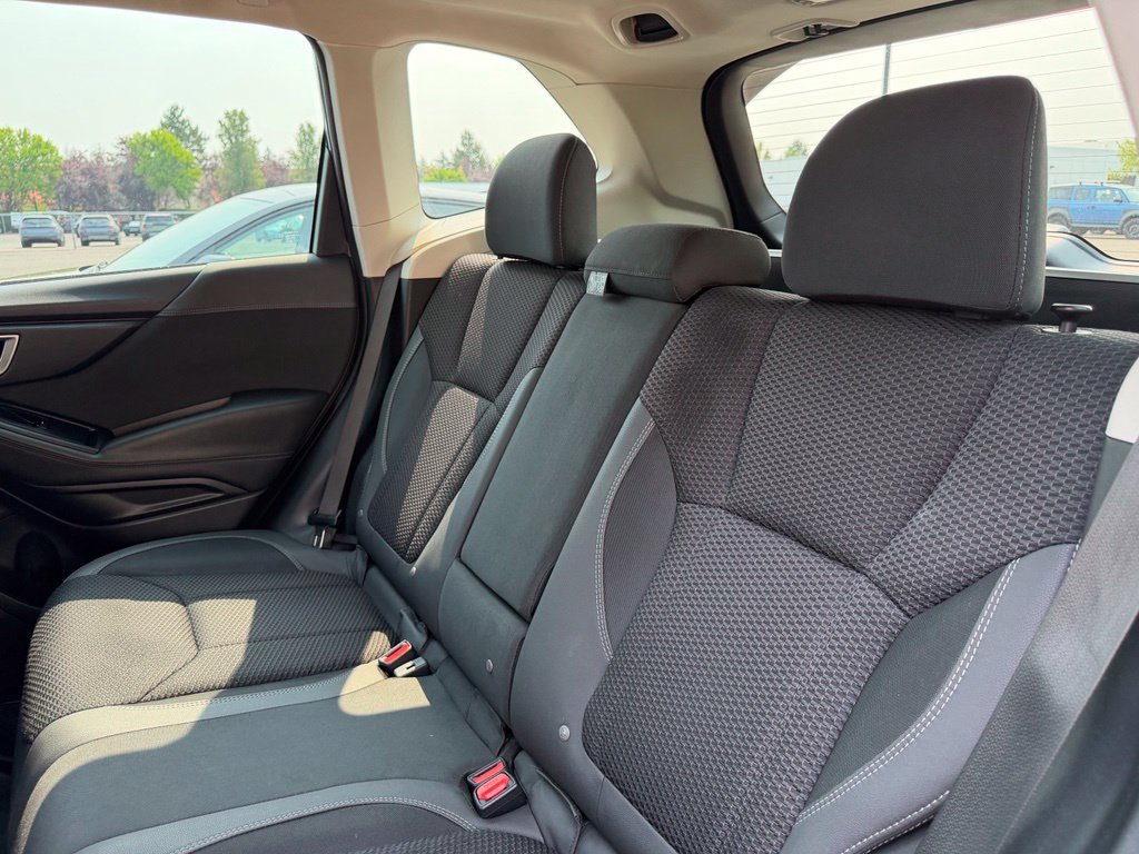 Used 2022 Gray Metallic Subaru Premium image 30
