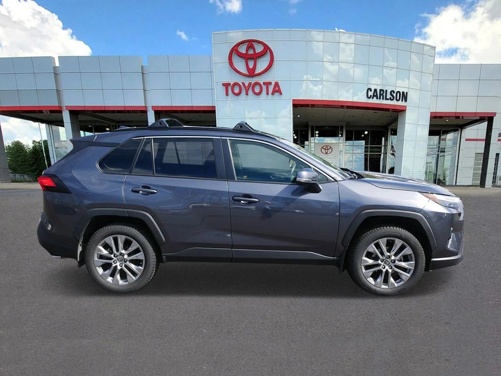 Used 2023 Gray Toyota XLE Premium image 4