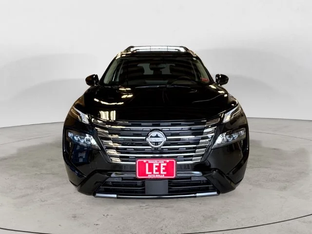New 2026 Black Nissan Platinum image 8