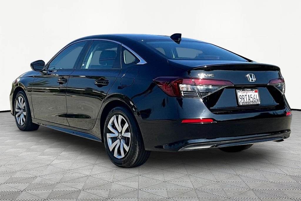 Used 2025  Honda LX image 4