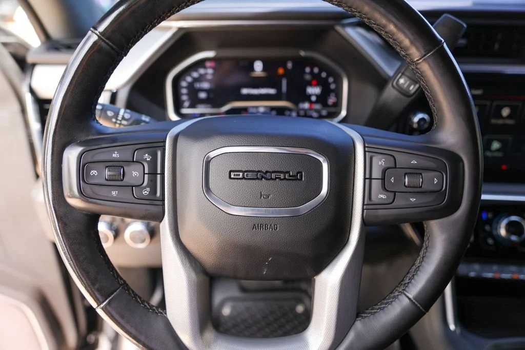 Used 2024 Onyx Black GMC Denali image 15