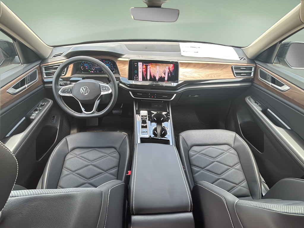 New 2026 Black Volkswagen 2.0T SE w/Technology image 17