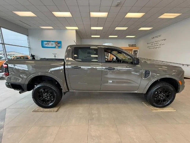New 2025 Marsh Gray Ford XLT image 28