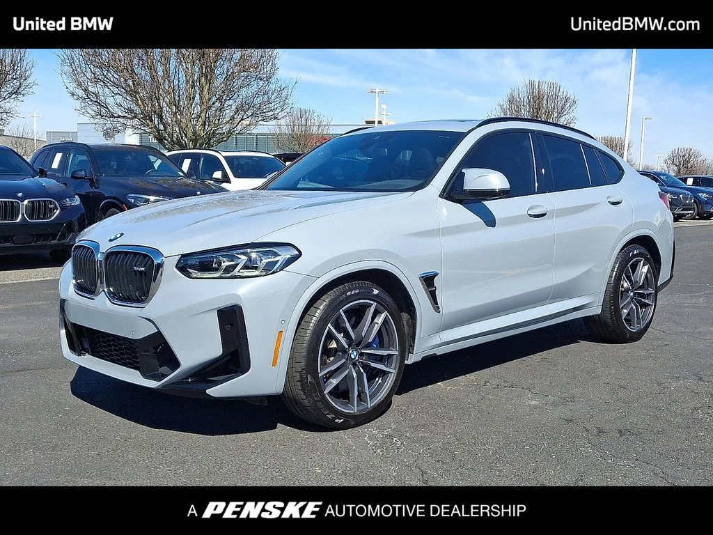 2025 BMW X4 M -'s photo