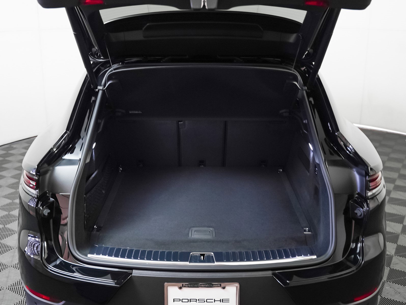 2026 Porsche Cayenne Coup E-Hybrid - Photo 29