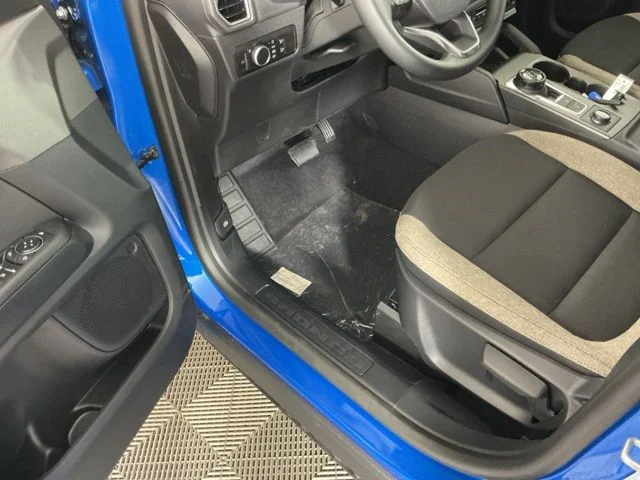 New 2025 Velocity Blue Metallic Ford Big Bend image 15
