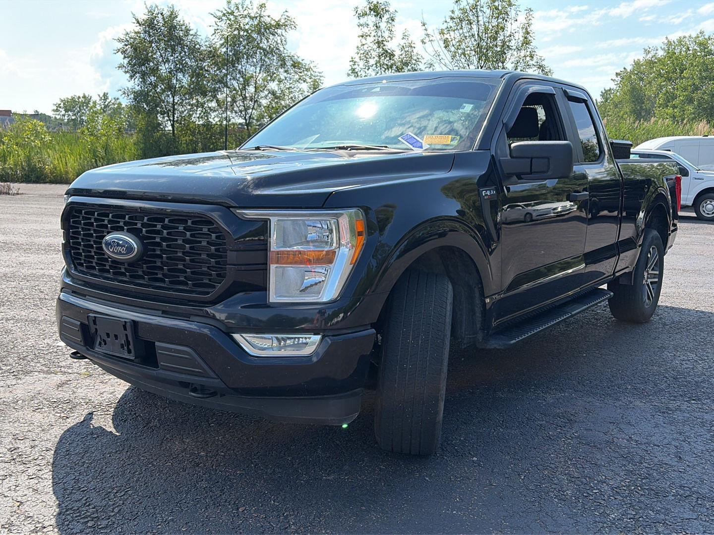 Used 2022 Agate Black Ford  image 8