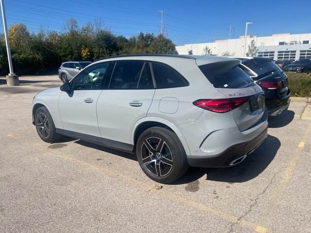 Used 2025  Mercedes-Benz GLC 350e image 7