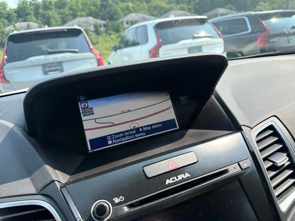 Used 2016 White Diamond Pearl Acura Base image 7