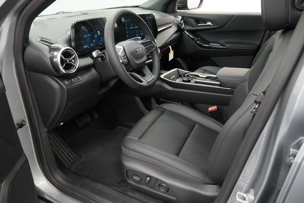 New 2027 Sterling Gray Metallic Chevrolet AWD LT image 10