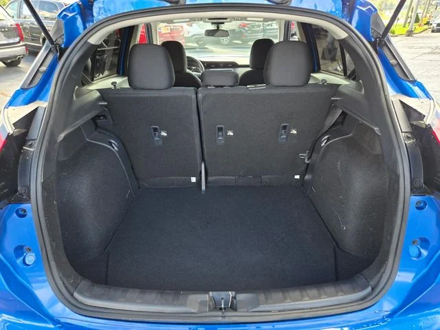 Used 2025 Blue Nissan S image 17