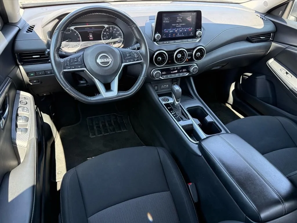 Used 2024 Gray Nissan SV image 18