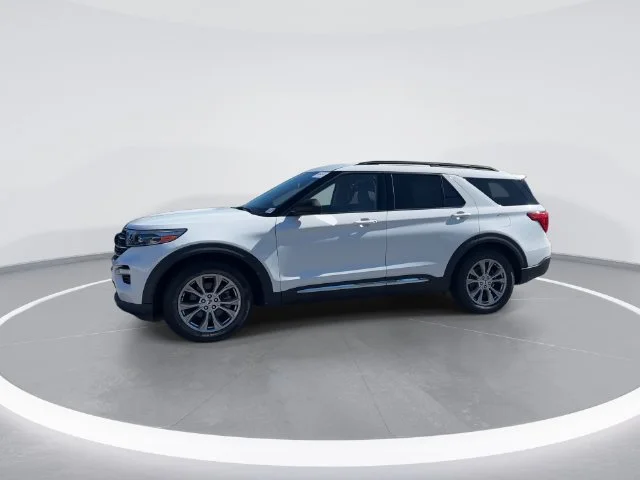 Used 2020 White Ford XLT image 3