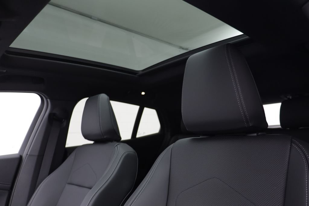 New 2026 Skyscraper Grey Metallic BMW xDrive28i image 13