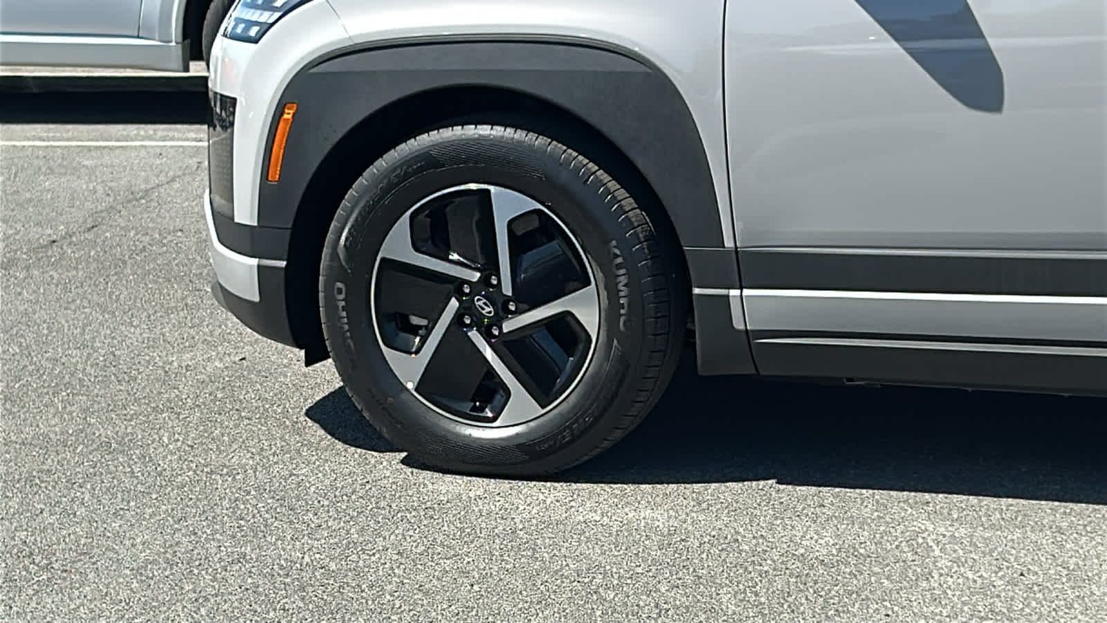 New 2026 Cyber Gray Hyundai SE image 9