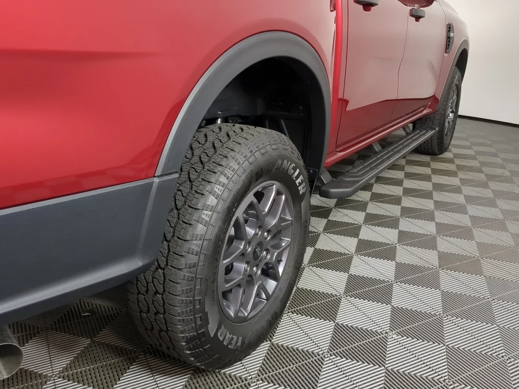 New 2026 Ruby Red Metallic Tinted Clearcoat Ford XLT image 8