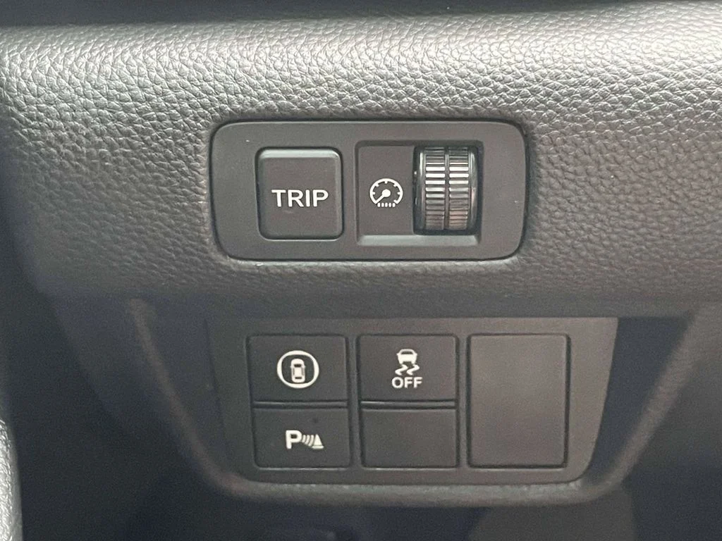 Used 2021 Gray Honda EX-L image 27