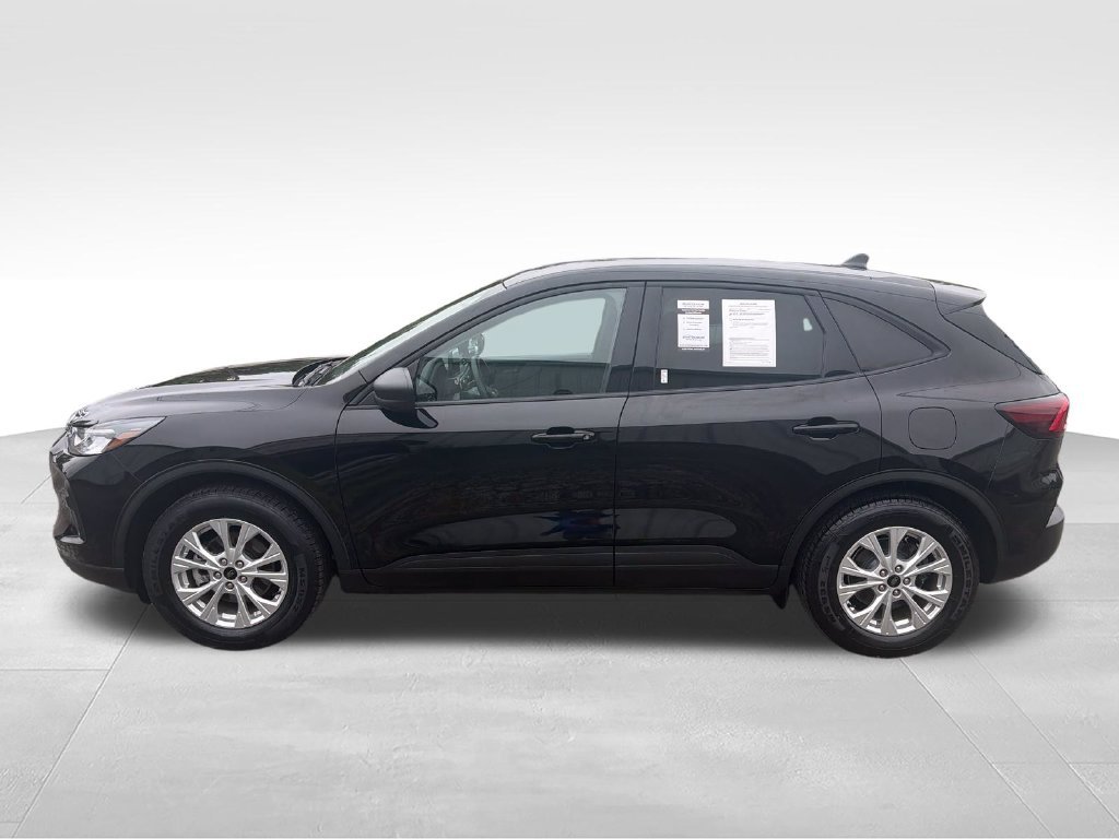 Used 2025 Black Ford Active image 2