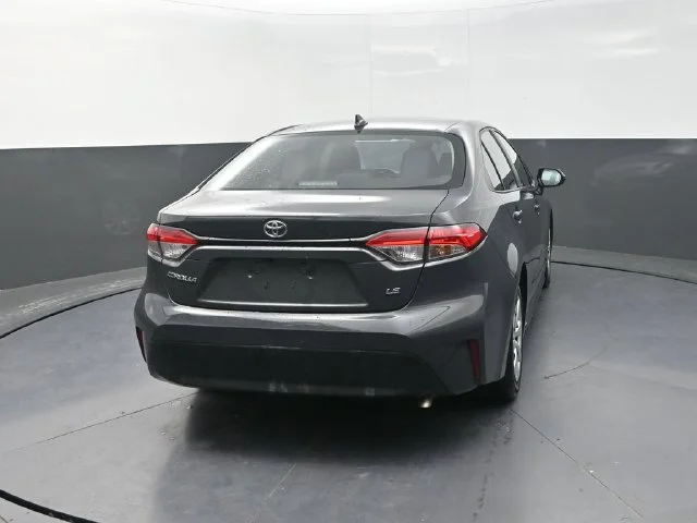 Used 2025  Toyota LE image 7