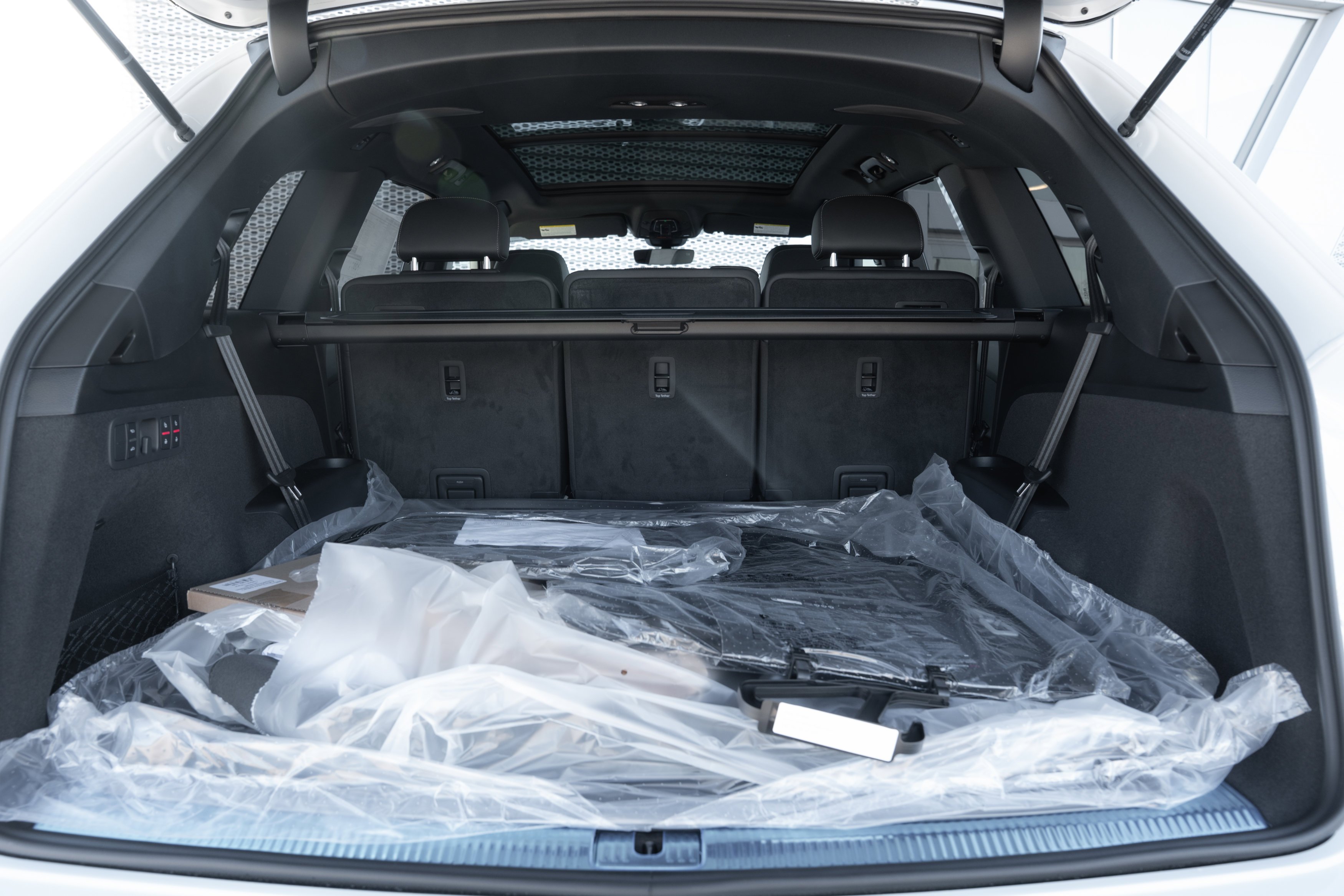 New 2026 Glacier White Metallic Audi Premium Plus image 30