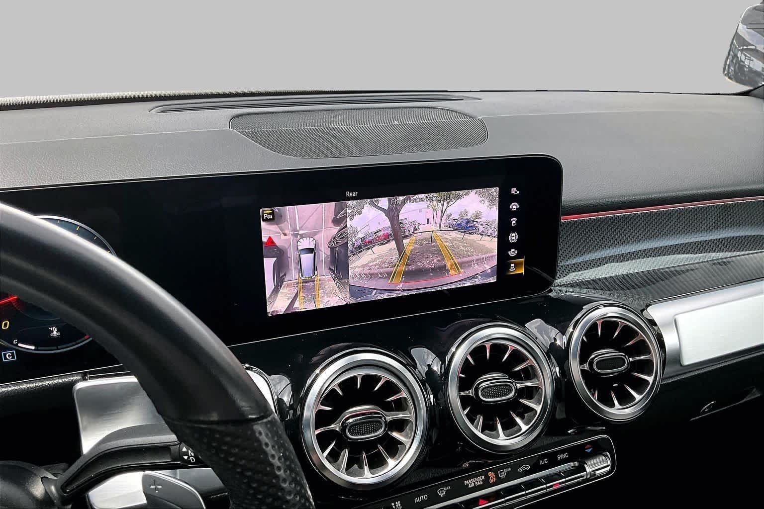 New 2023 Mountain Grey Metallic Mercedes-Benz GLB 250 image 26