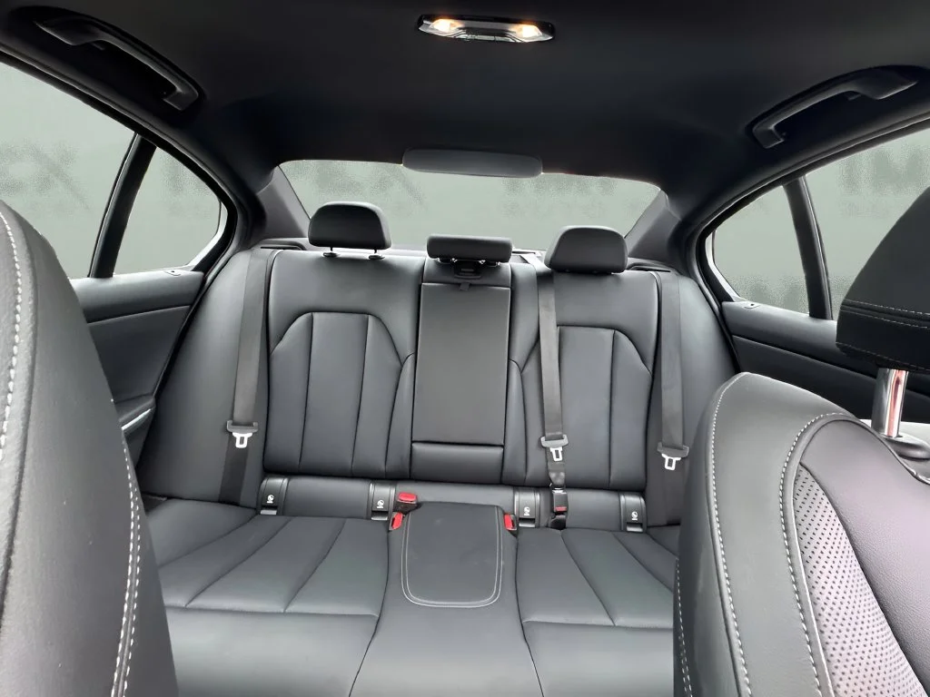 Used 2022 Gray BMW 330i image 11