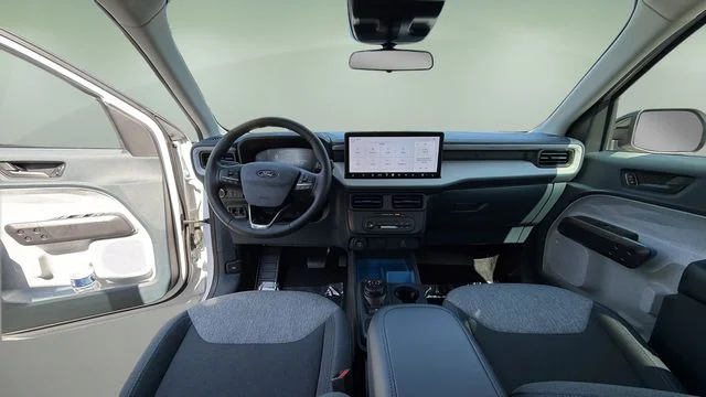 Used 2025 White Ford XLT image 17