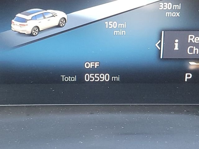 2026 BMW iX 45 - Photo 28