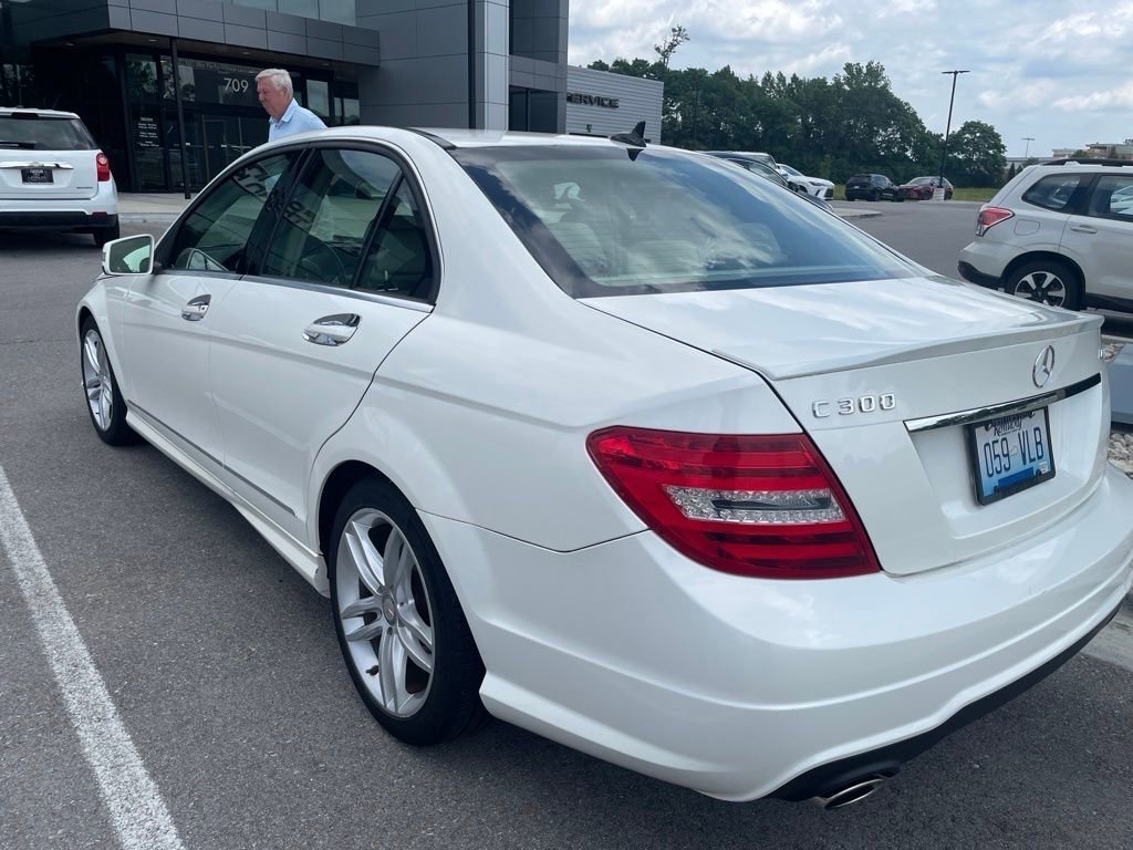 Used 2014 Diamond White Metallic Mercedes-Benz C 300 image 4