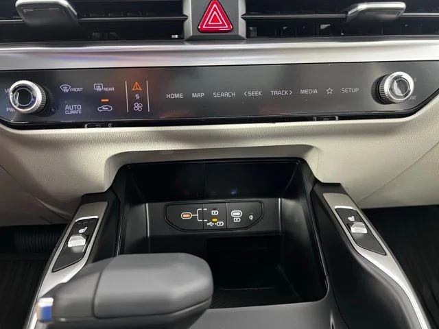 2026 Kia Sorento S - Photo 23
