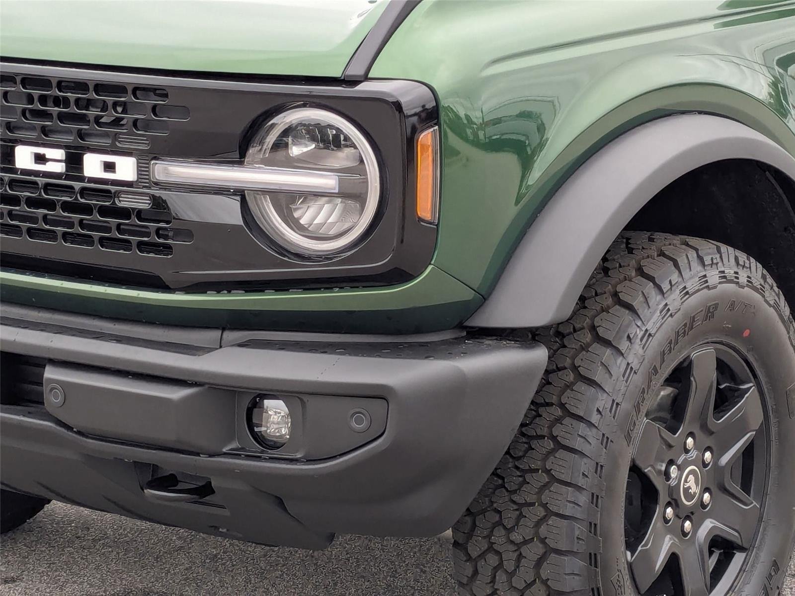 New 2025 Eruption Green Metallic Ford Outer Banks® image 2