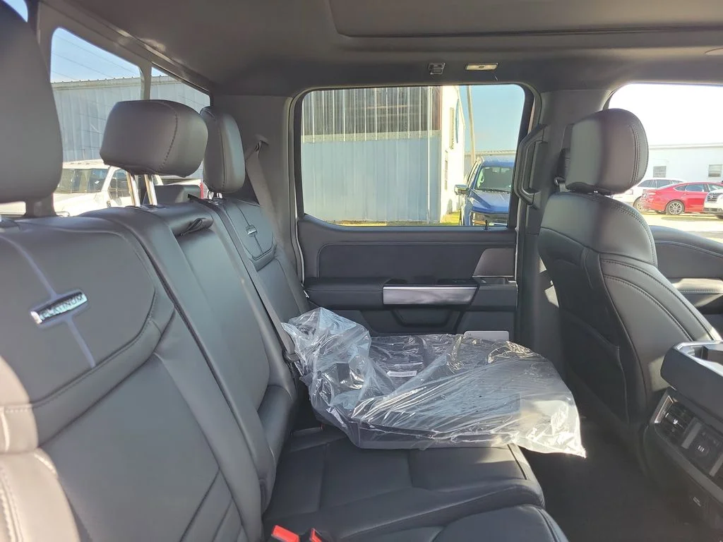 New 2026 Star White Metallic Tri-Coat Ford F-350® Platinum® image 29