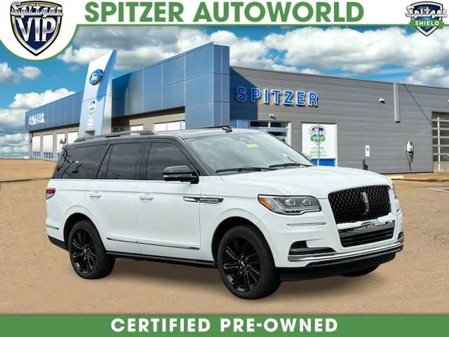 2024 Lincoln Navigator Black Label 4WD's photo