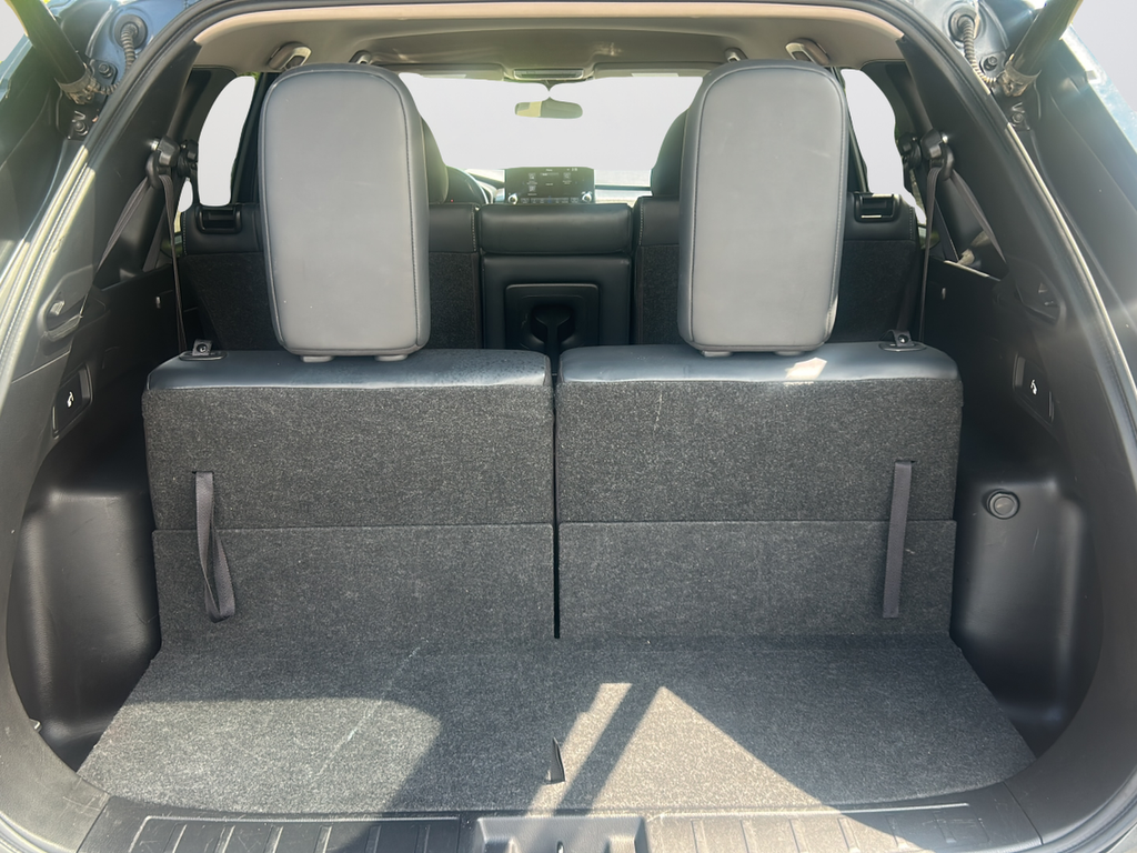 Used 2024 Gray Mitsubishi SE image 12