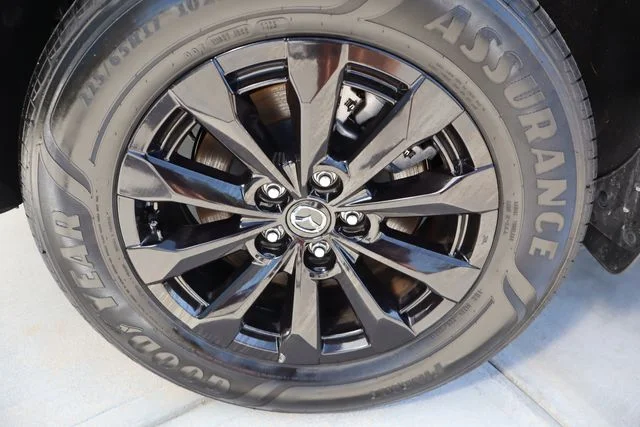 Used 2025 Machine Gray Mazda Premium image 49