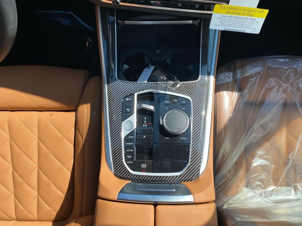 2026 BMW X5 M60i - Photo 12