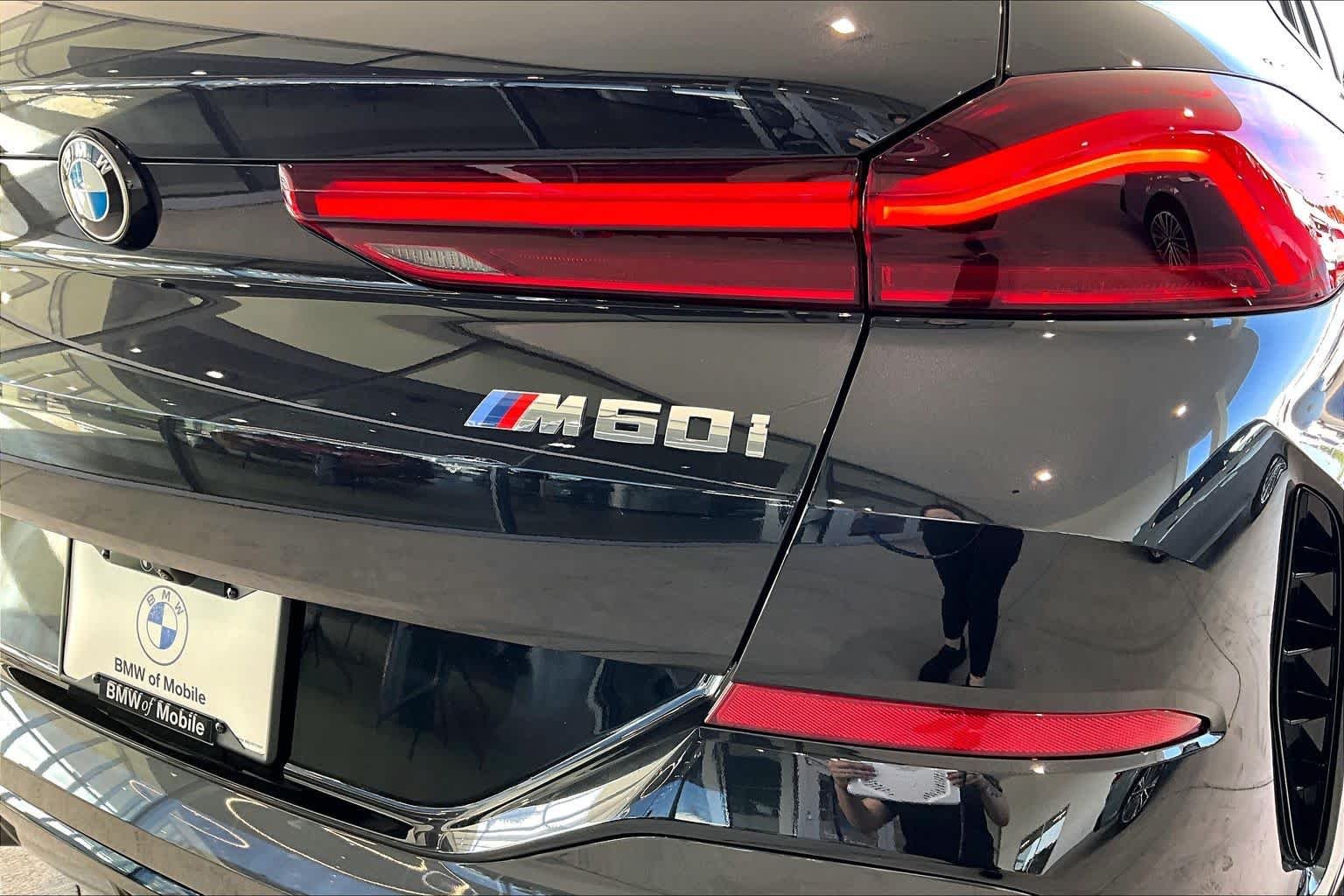 New 2027 Black Sapphire Metallic BMW M60i image 16